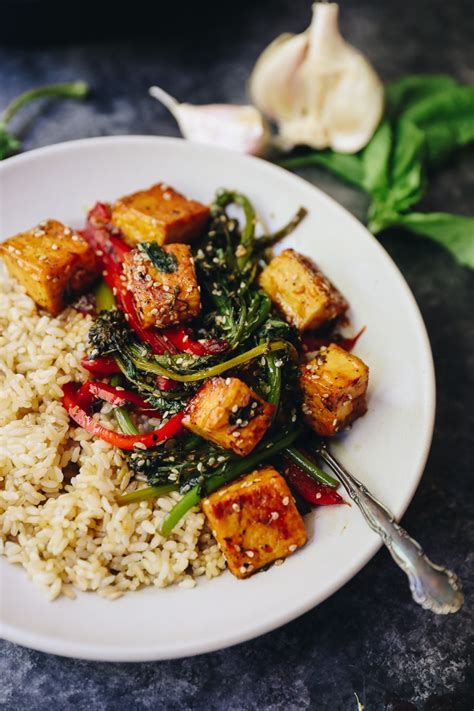thai-basil-tofu-recipe-vegetarian-friendly-the-healthy image
