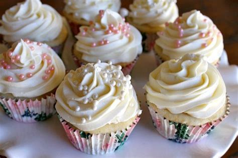 wedding-cupcake-buttercream-recipe-girl image
