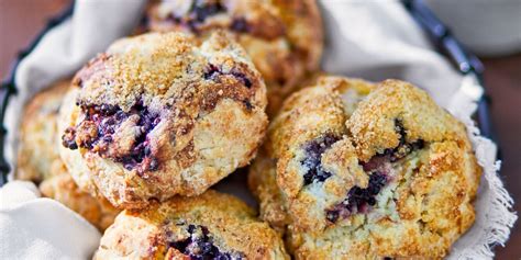 simple-recipes-for-tender-buttery-scones-midwest-living image
