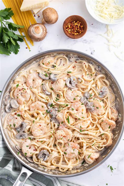 creamy-garlic-shrimp-pasta-with-mushrooms-all image
