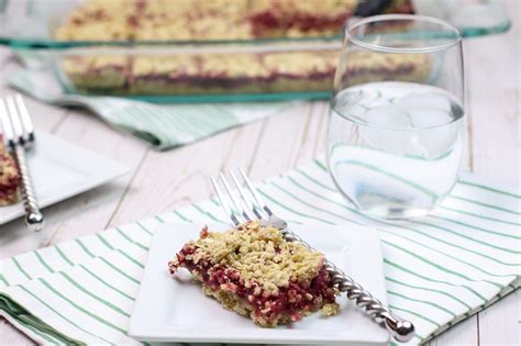 best-skinny-raspberry-oatmeal-bars-recipe-our image