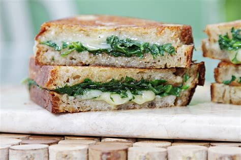 grilled-cheese-sandwich-w-garlic-confit-food-style image