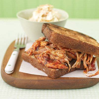 barbecued-chicken-on-garlic-toast image