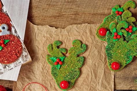 gingerbread-deer-cookies-recipes-go-bold-with image