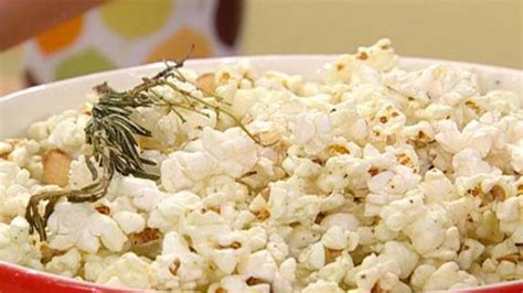 garlic-herb-and-parmesan-popcorn-recipe-rachael image
