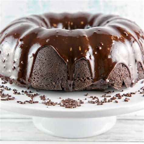 chocolate-fudge-bundt-cake-bunsen-burner-bakery image