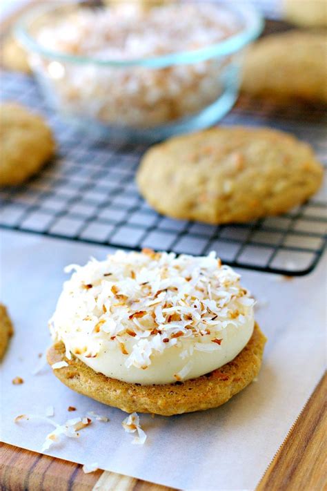 carrot-cake-whoopie-pies-from-food-folks-and-fun image