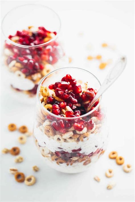 5-minute-honey-yogurt-quinoa-parfait-recipe-pinch image