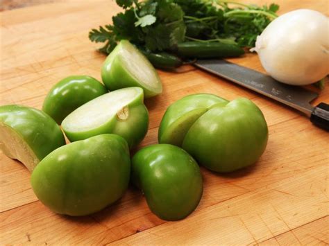 charred-salsa-verde-recipe-serious-eats image