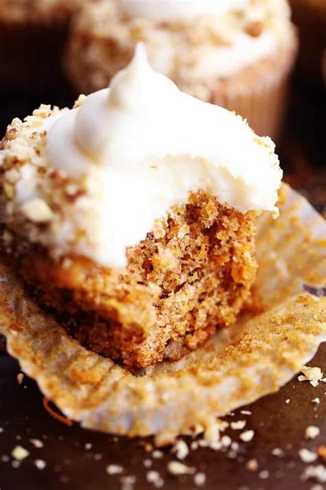 carrot-cake-cupcakes-with-white-chocolate-cream image