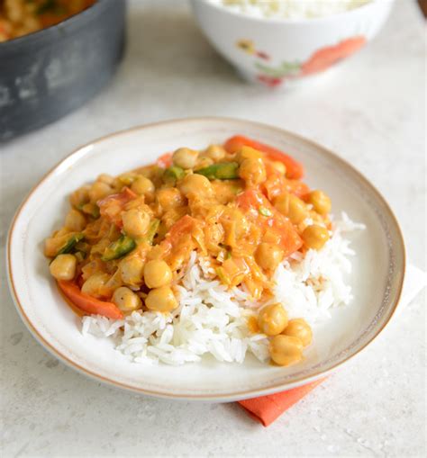 easy-chickpea-curry-with-coconut-rice-how-sweet-eats image