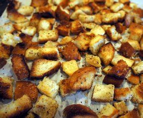 seasoned-croutons-recipe-recipetipscom image