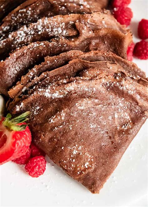 easy-chocolate-crepes-made-in-the-blender-i-heart image