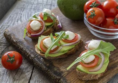 avocado-lettuce-and-tomato-sandwich-a-vogel image