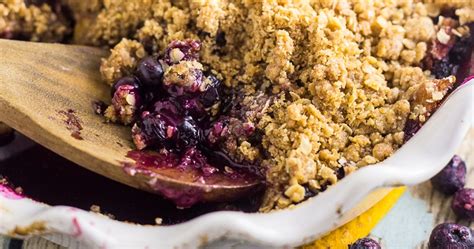 blueberry-peach-crumble-recipe-the-gracious-wife image