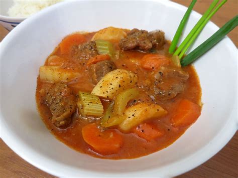 da-bes-hawaiian-local-style-beef-stew image