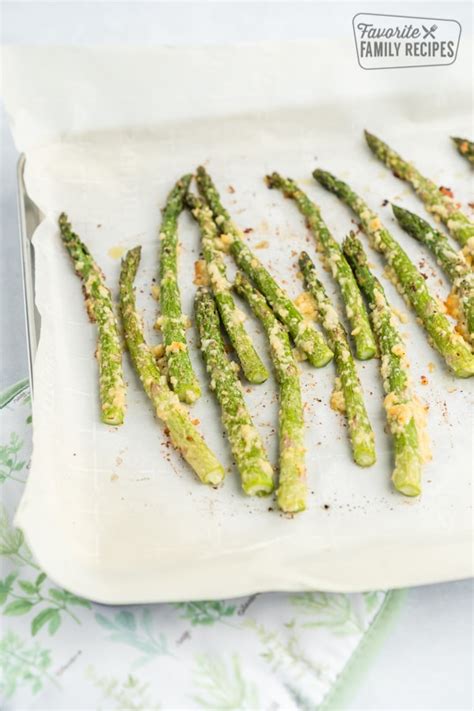 roasted-asparagus-easy-and-delicious-favorite image