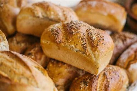 delicious-homemade-sesame-seed-bread-recipe-step image