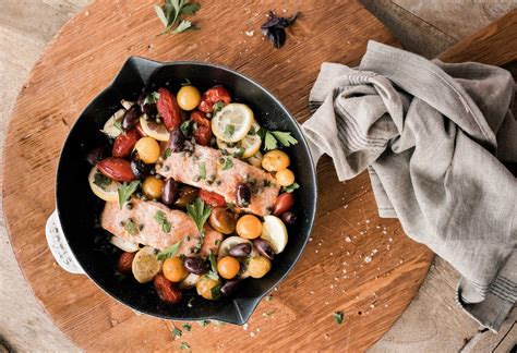 mediterranean-baked-salmon-with-tomatoes-olives image