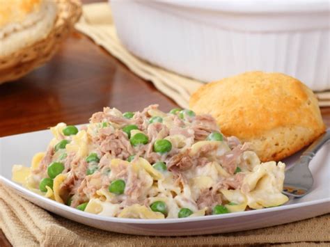 crock-pot-tuna-noodle-casserole image
