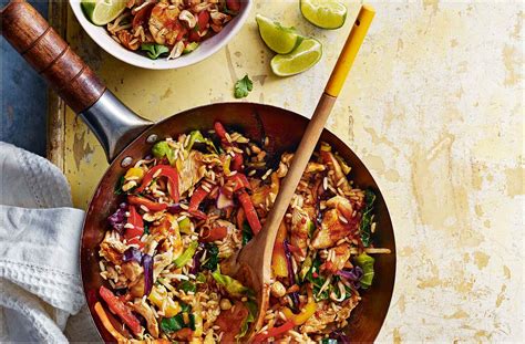 chicken-ginger-and-lemongrass-fried-rice-tesco-real image