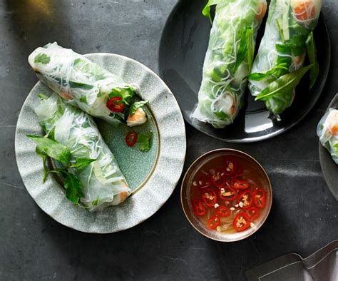vietnamese-rice-paper-rolls-recipe-gourmet-traveller image
