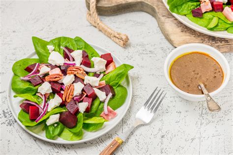beet-salad-with-spinach-and-balsamic-vinaigrette image