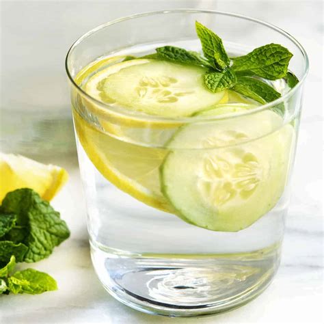 cucumber-lemon-mint-water-pinch-and-swirl image