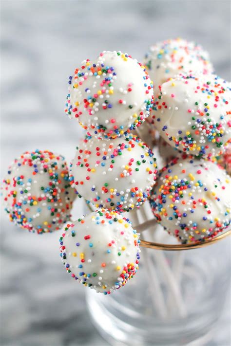 how-to-make-cake-pops-an-easy-cake-pop image