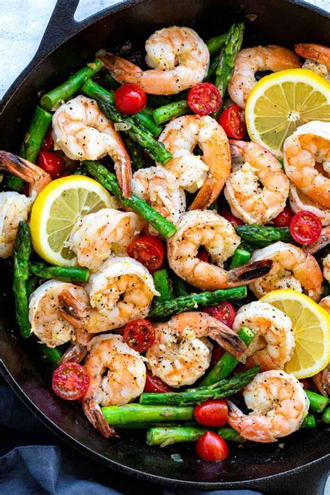 shrimp-and-asparagus-skillet-the-recipe-critic image