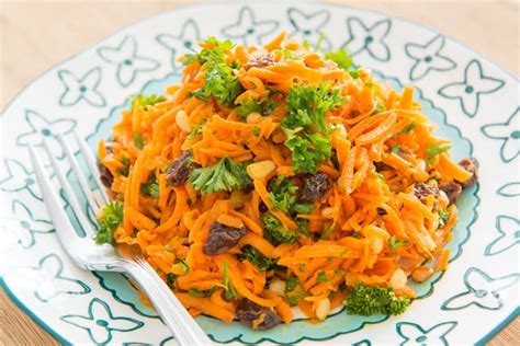 carrot-raisin-salad-shredded-or-grated-fifteen-spatulas image