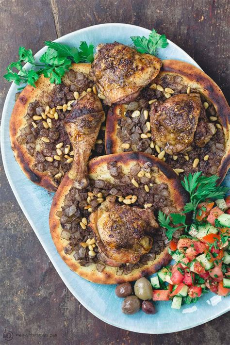 musakhan-sumac-chicken-and-caramelized-onion image