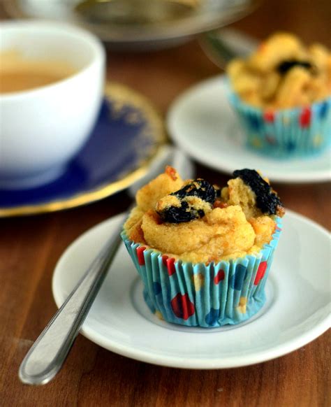 muffin-tin-bread-puddings-baking-bites image