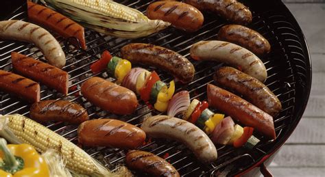 hot-dog-and-sausage-nutrition-guide-nhdsc image