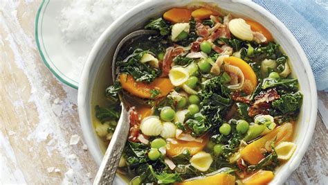 winter-minestrone-giant-food image