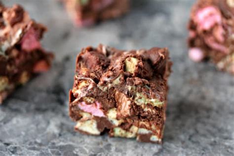 chocolate-marshmallow-bars-recipe-food-fanatic image