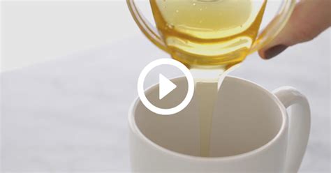ginger-and-honey-tea-recipe-for-soothing-a-sore-throat image