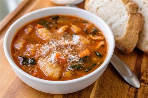 hearty-italian-chicken-and-autumn-veggie-soup-the image