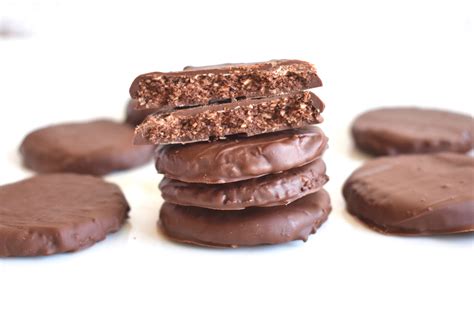 copycat-healthy-vegan-thin-mints-cass-clay-cooking image