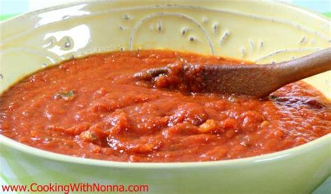 nonnas-marinara-sauce-cooking-with-nonna image