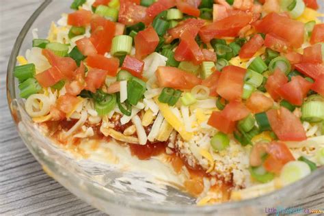 easy-layered-nacho-dip-recipe-super-bowl-food-ideas image