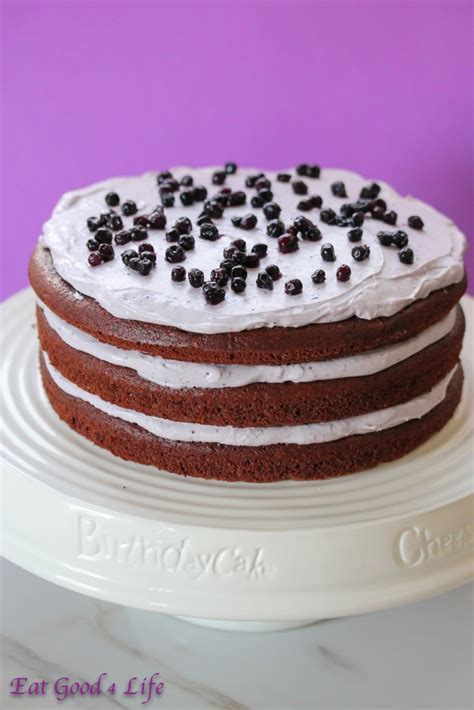 chocolate-quinoa-cake-eat-good-4-life image