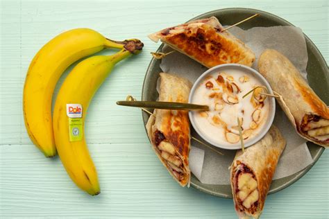 banana-peanut-butter-and-jelly-wraps-dole-nz image