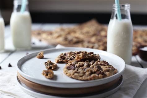 great-grandmas-oatmeal-chocolate-chip-cookies image