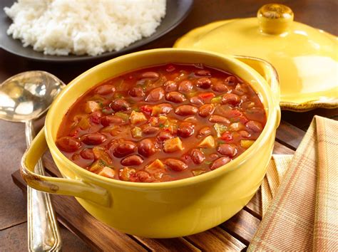 habichuelas-guisadas-stewed-red-beans-meatless image