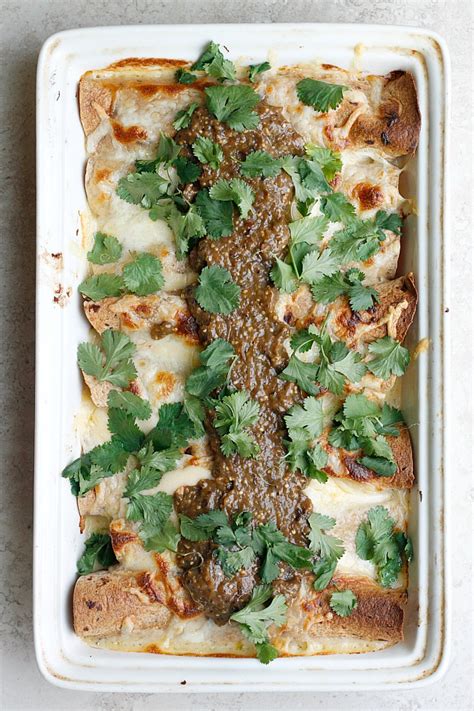 roasted-tomatillos-chicken-and-cheese-sauce image