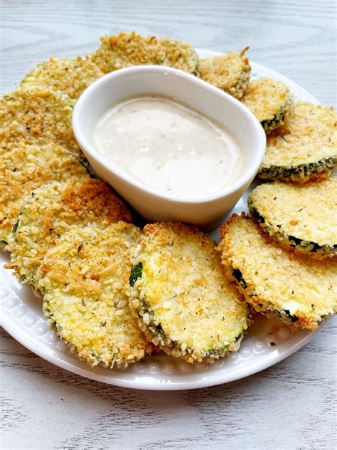 easy-oven-baked-zucchini-chips-return-to-the-kitchen image