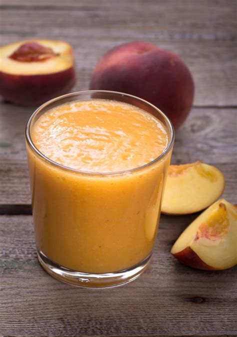 mango-peach-smoothie-momables image