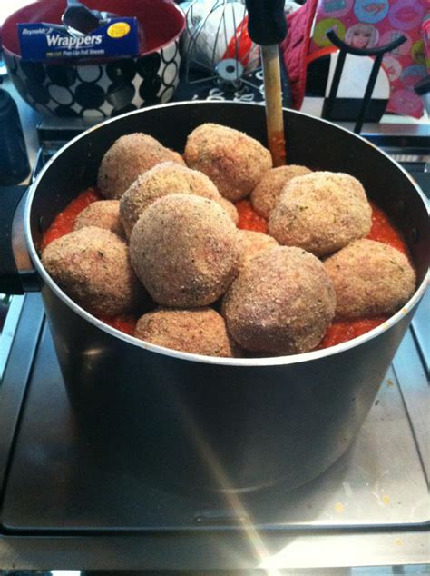 mamma-mia-italian-meatballs-two-couples-cooking image