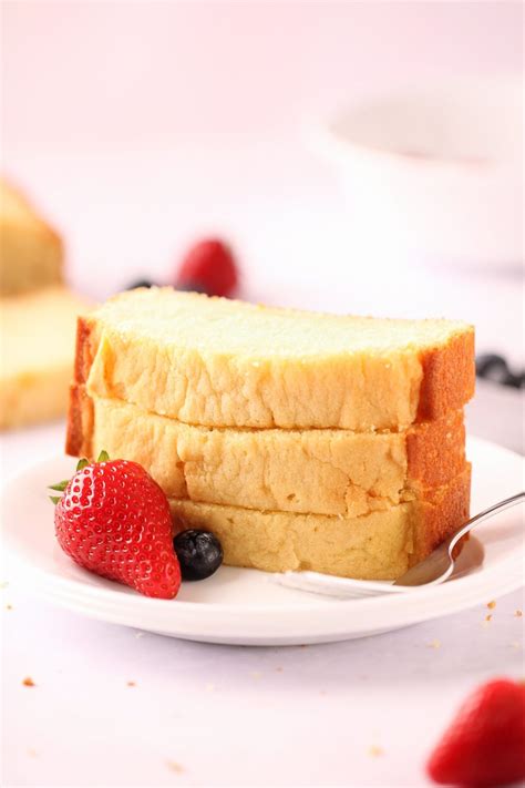 loaf-pan-buttermilk-pound-cake-beat-bake-eat image